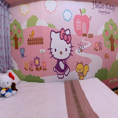 台中市Feng Jia Kitty Houseアパートメント エクステリア 写真