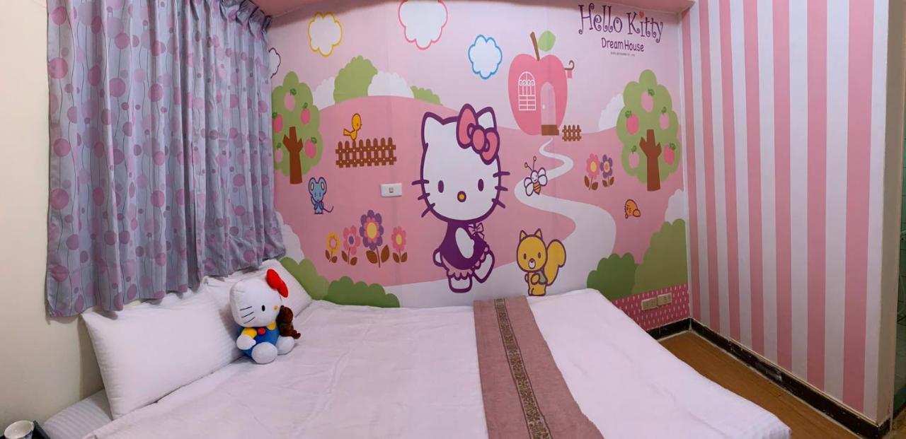 台中市Feng Jia Kitty Houseアパートメント エクステリア 写真